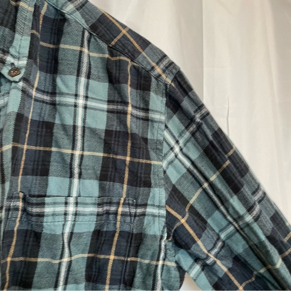 ST JOHNS BAY Men’s Green Blue Plaid Flannel Long Sleeve Size Medium - Picture 7 of 11